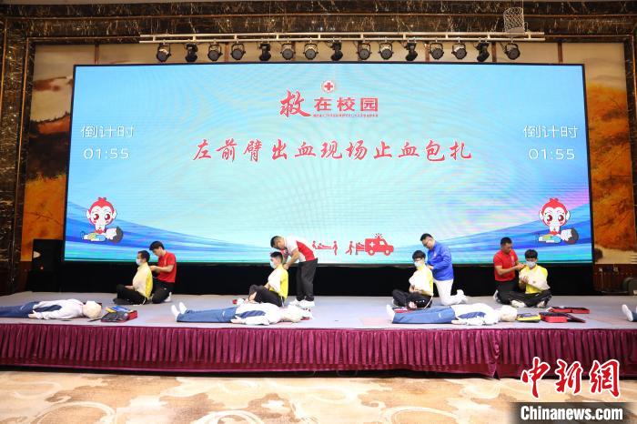 比赛现场。 赵凌峰 摄 比赛现场。 赵凌峰 摄